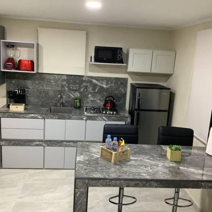 Cozy 1-Bedroom Apartment Minutes Away Drive To Mangel Halto Beach Savaneta Zewnętrze zdjęcie